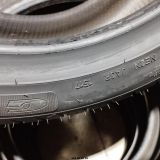 2X 255 40 R18 95Y GOODYEAR EFFICIENTGRIP OCASIÓN DOT: 4918/1517 - 4.6/4.6mms