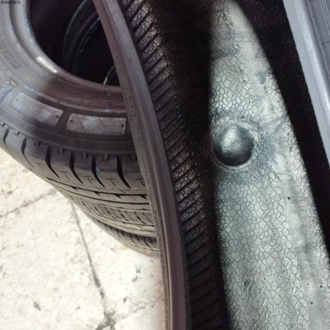 2X 215 60 R17C 104/102H MICHELIN AGILIS ALPIN M+S* OCASIÓN DOT: 4523/4323 - 7.6/8.0mms